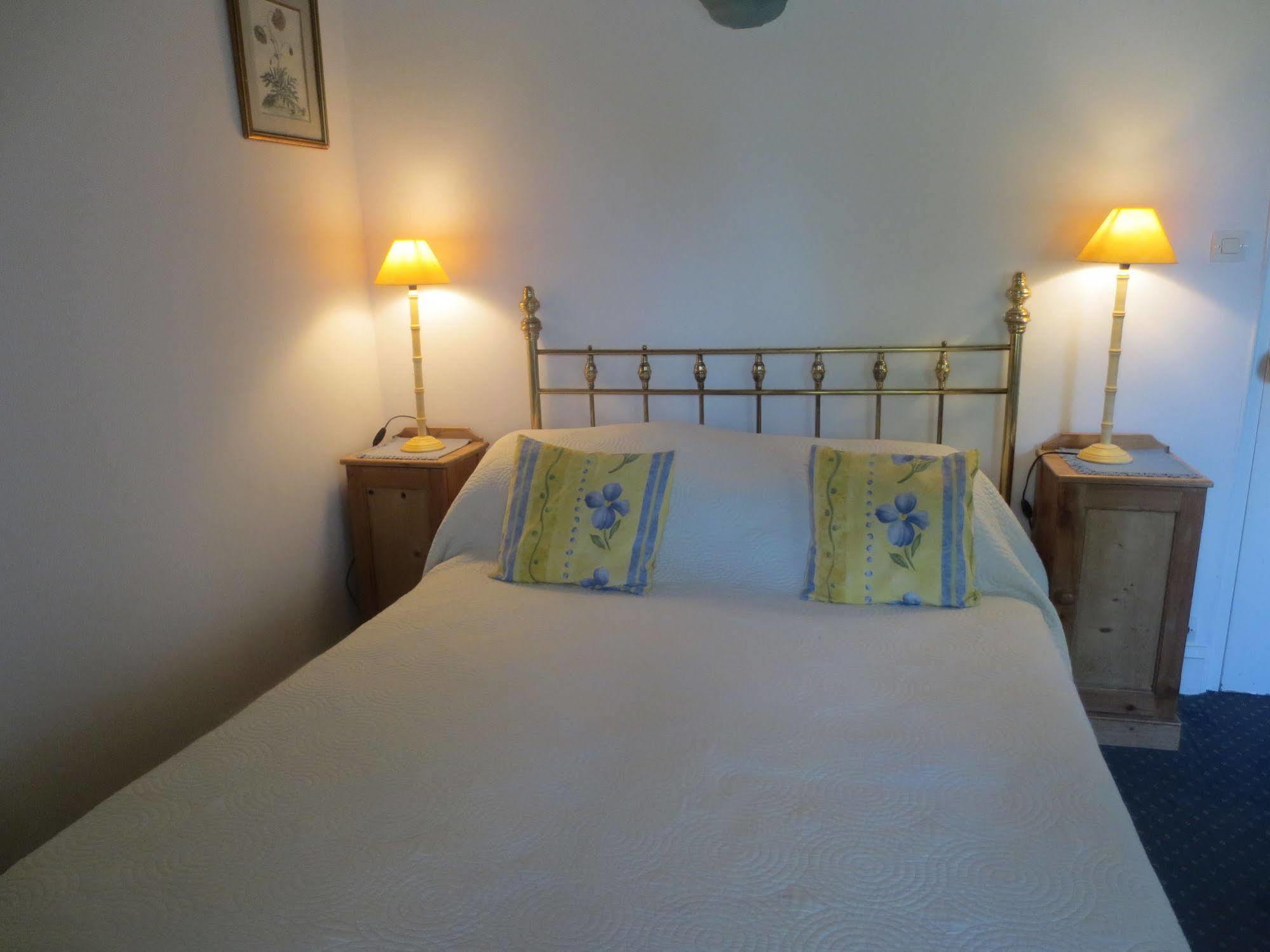 Le Clos Du Golf Dame-Marie-les-Bois ภายนอก รูปภาพ
